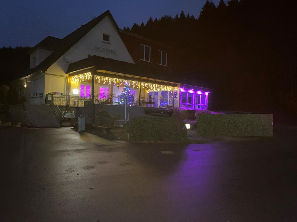 Camping Waldfrieden Saarburg Exterior photo